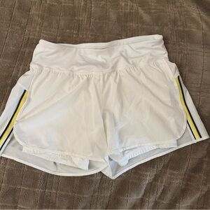 Champion athletic short w/inner short w/ pocket on one side, gently used, size S